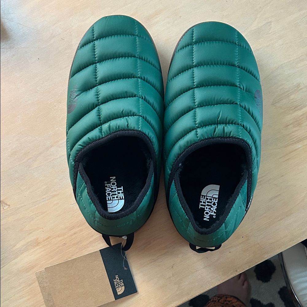 The North Face Forest Green Quilted Slippers